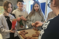 d784af79-a0b4-4a72-a918-0b438c4ac48e