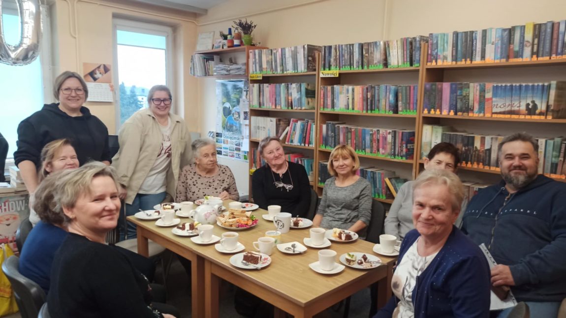 LISTOPADOWE SPOTKANIE KLUBU HERBACIANEJ KSIĄŻKI
