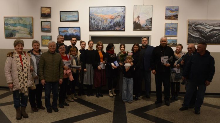 „MIEJSCA NIEOBECNE” – WYSTAWA PRAC MALARSKICH MONIKI MADEJCZYK.