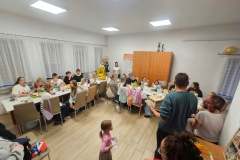 79263006-3fc6-4c66-93b9-042772726254