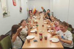 Poczęstunek pizzą