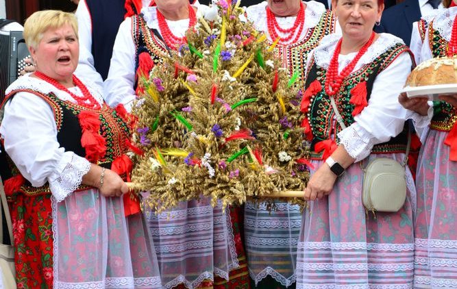 DOŻYNKI W PRZECISZOWIE ZAKOŃCZONE Z PRZYTUPEM!