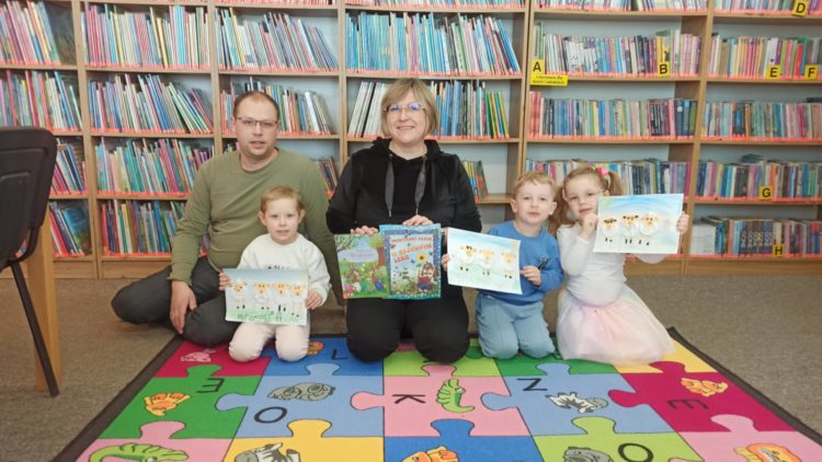Czytanie na dywanie w kwietniu