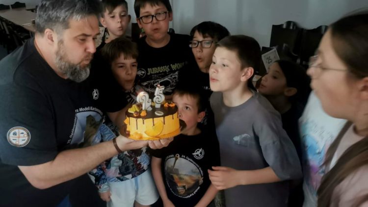 25 LAT PASJI I MODELARSKIEJ TRADYCJI W GMINIE PRZECISZÓW