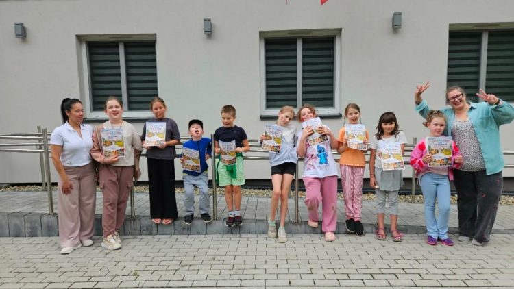 WAKACYJNE ZAJĘCIA W BIBLIOTECE
